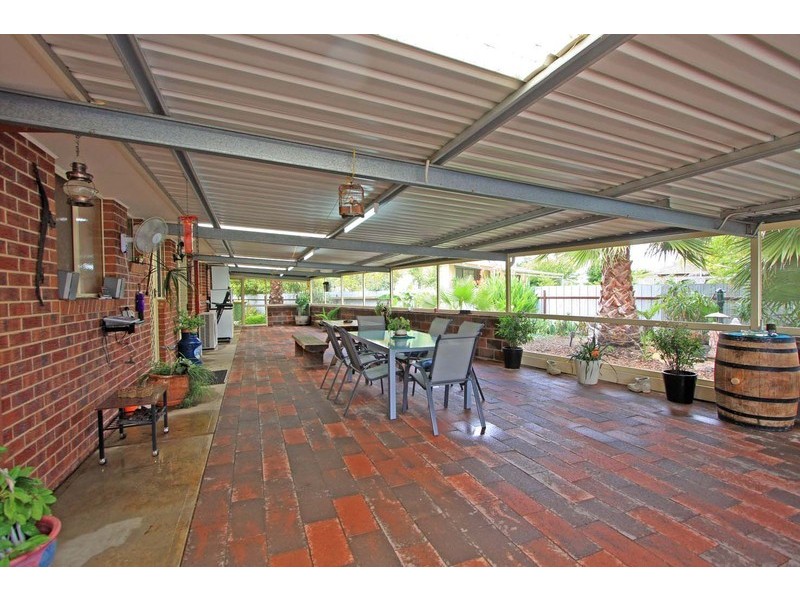 119 Hume Street, Howlong NSW 2643