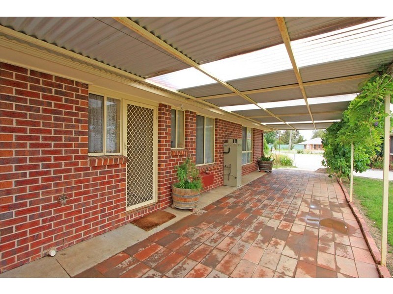 119 Hume Street, Howlong NSW 2643