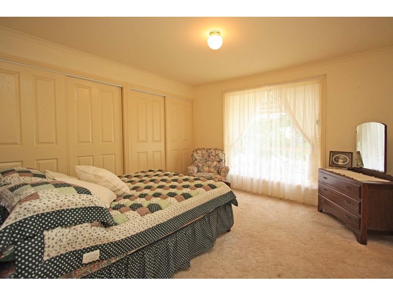 119 Hume Street, Howlong NSW 2643