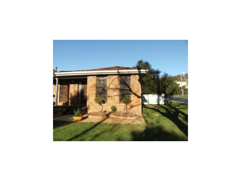 2/539 Paine Street, Albury NSW 2640