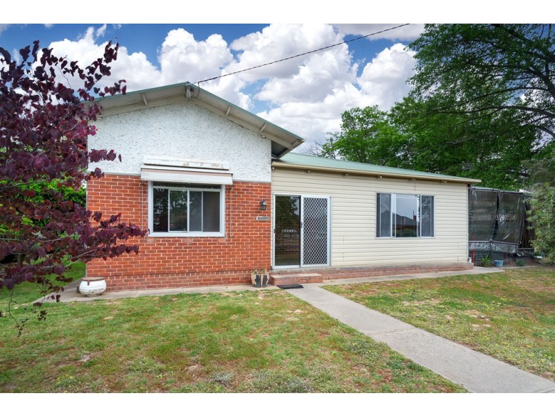 853 Frauenfelder Street, North Albury NSW 2640