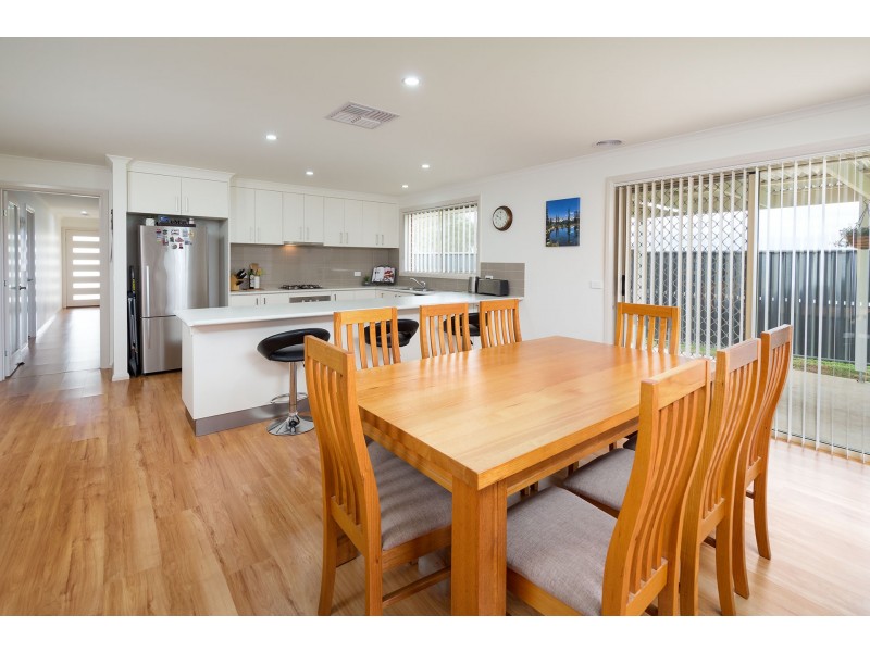 679 Kemp Street, Springdale Heights NSW 2641