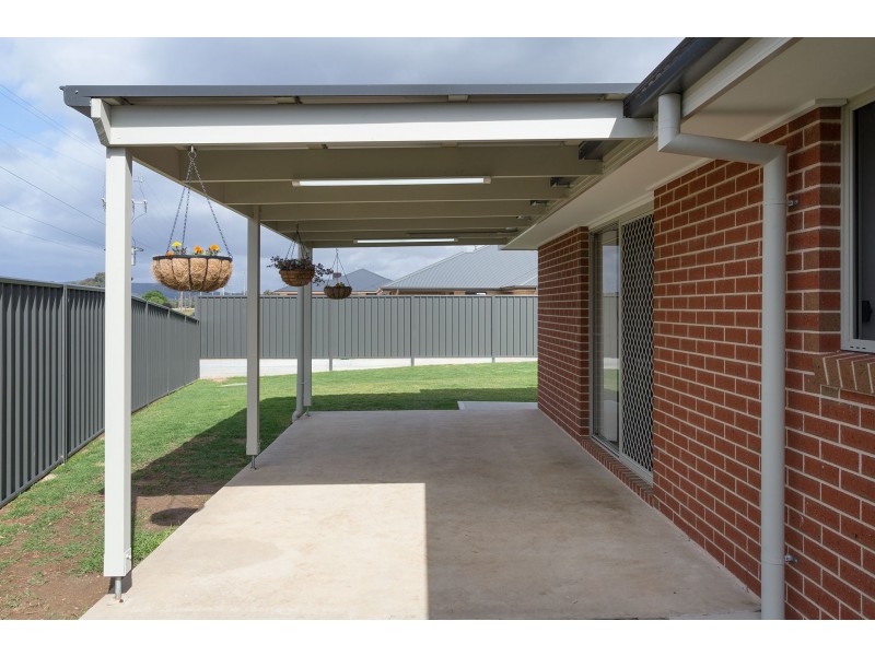 679 Kemp Street, Springdale Heights NSW 2641