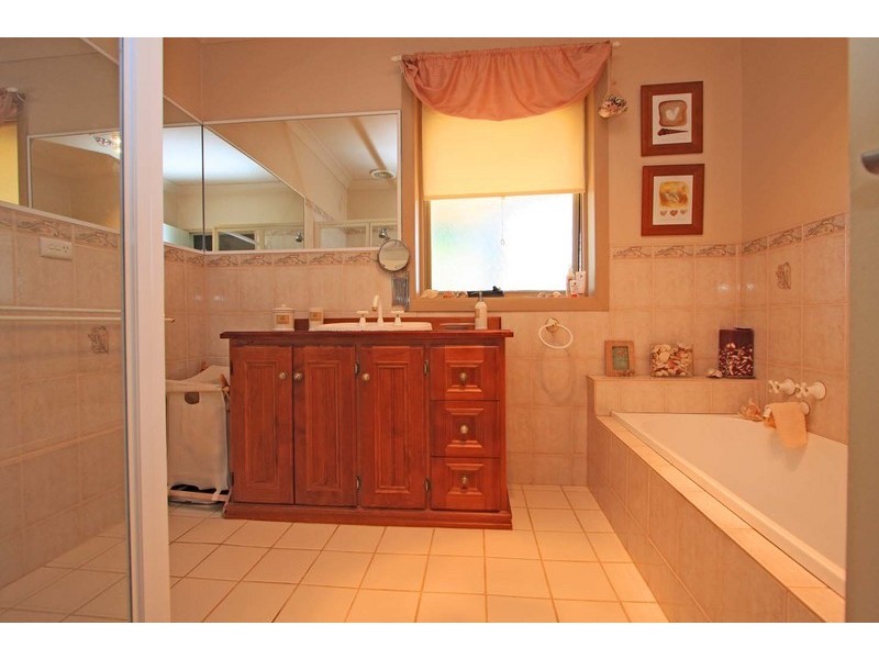 149 Victoria Street, Howlong NSW 2643