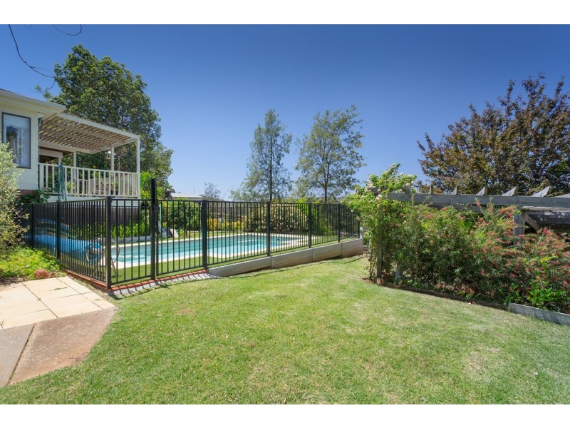506 Munro Street, Hamilton Valley NSW 2641