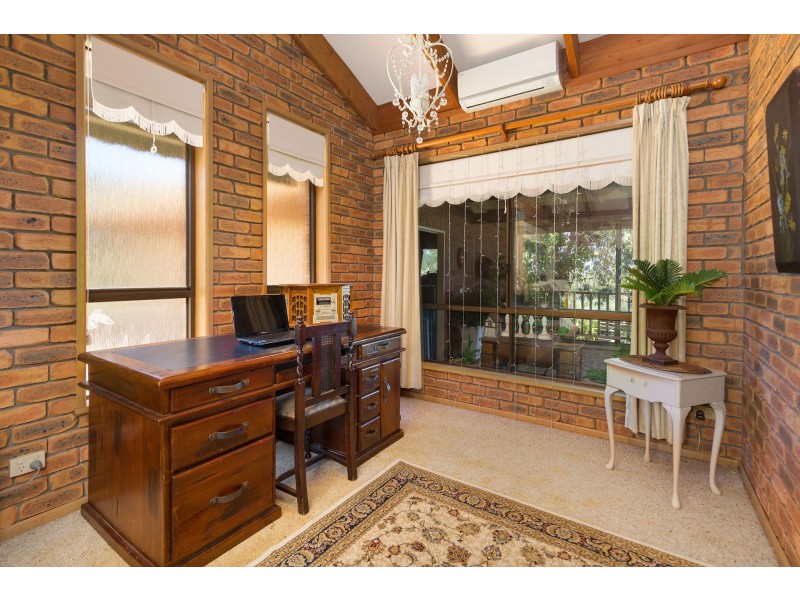 506 Munro Street, Hamilton Valley NSW 2641