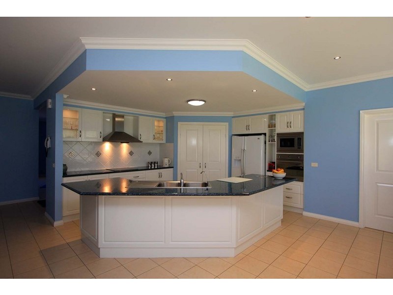 878 Centaur Road, Lavington NSW 2641