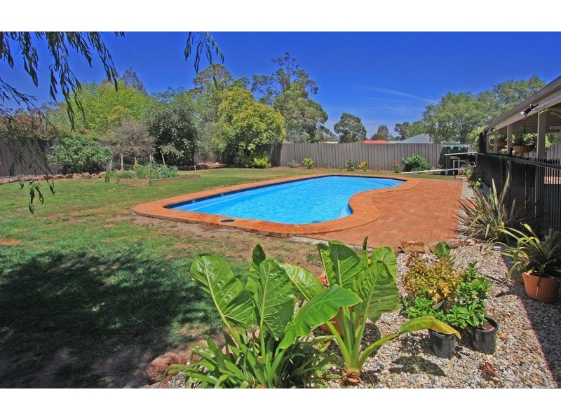 62 Townsend Street, Howlong NSW 2643