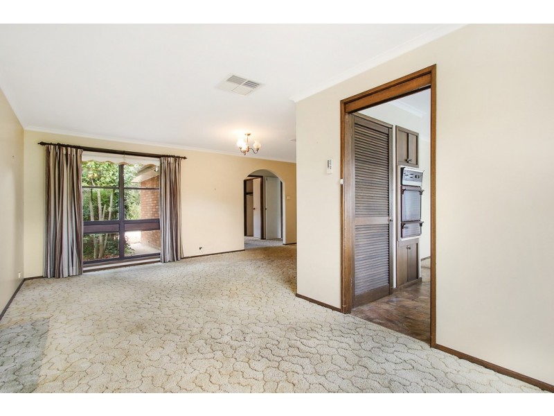 557 Iluka Crescent, Lavington NSW 2641