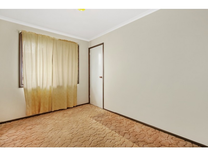 557 Iluka Crescent, Lavington NSW 2641