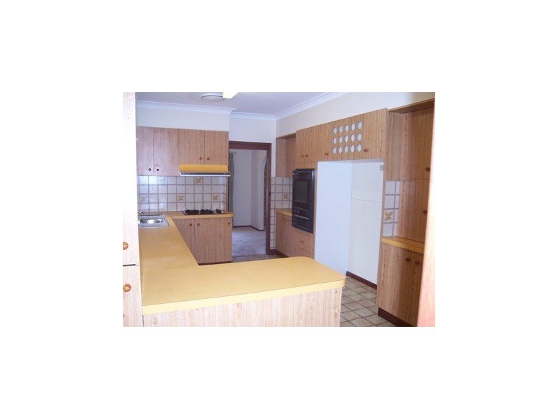 18 Mary Street, Corowa NSW 2646