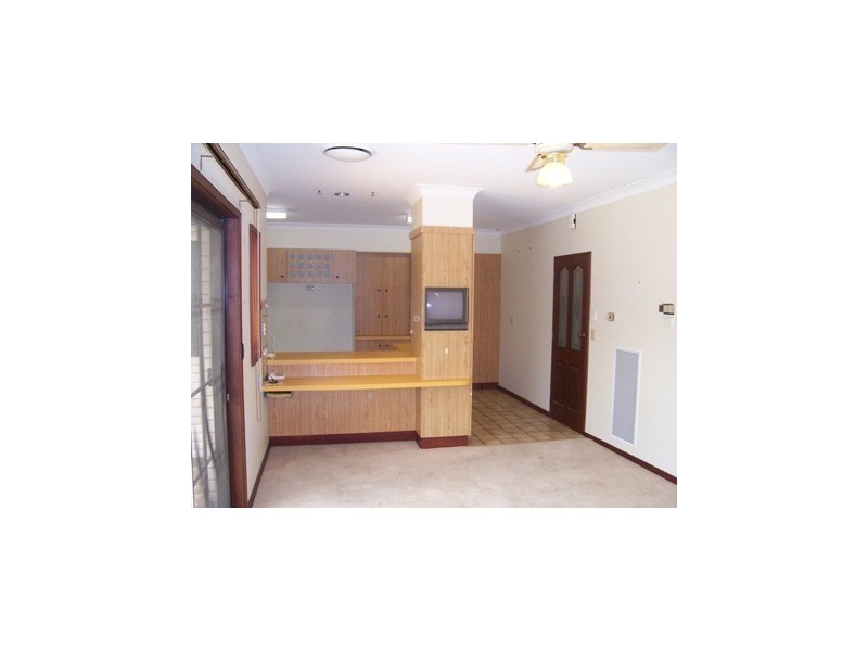 18 Mary Street, Corowa NSW 2646