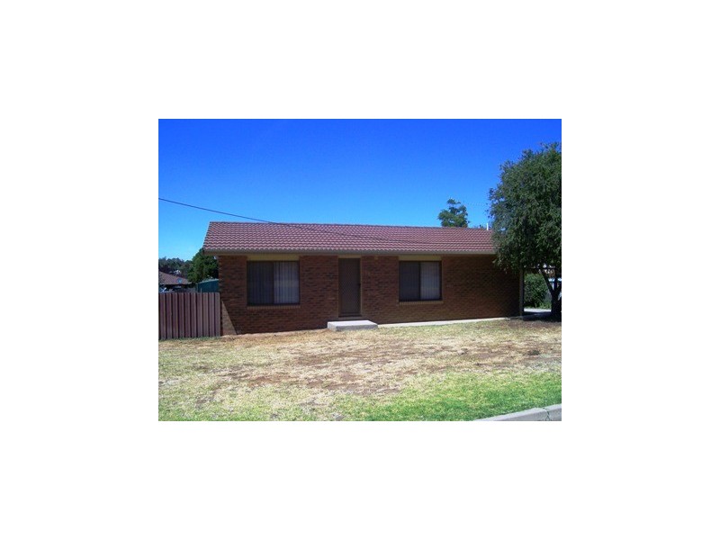 Unit 1/29 Gallipoli Street, Corowa NSW 2646