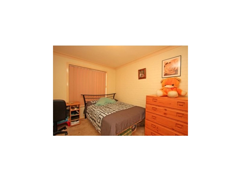 2/490 Breen Street, Lavington NSW 2641