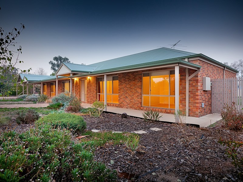 93 Huon Street, Jindera NSW 2642
