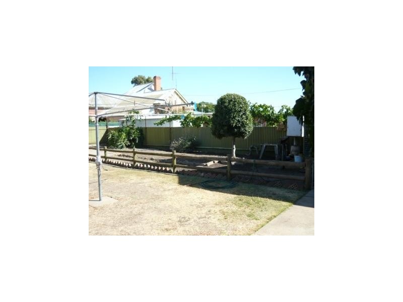 105 Commercial Street, Walla Walla NSW 2659