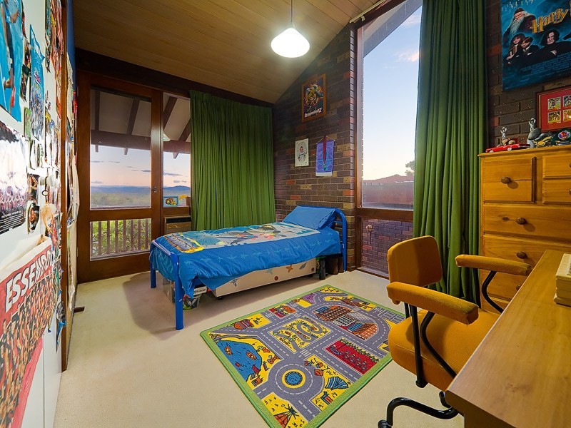 399 Red Hill Court, Lavington NSW 2641