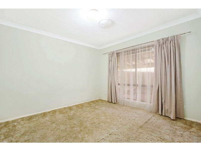 2/415 Romani Drive, Lavington NSW 2641