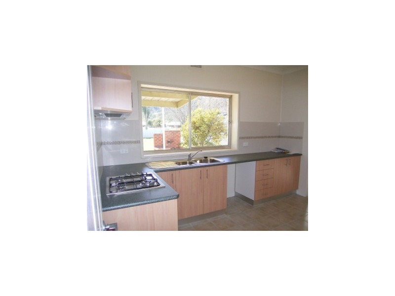 360 Kaitlers Road, Lavington NSW 2641