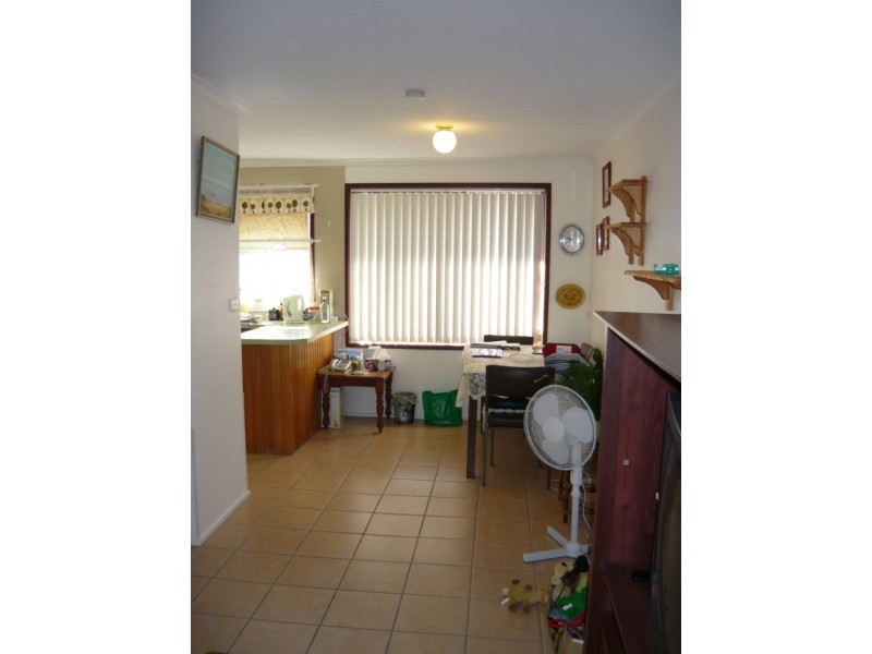 1/486 Kotthoff Street, Lavington NSW 2641