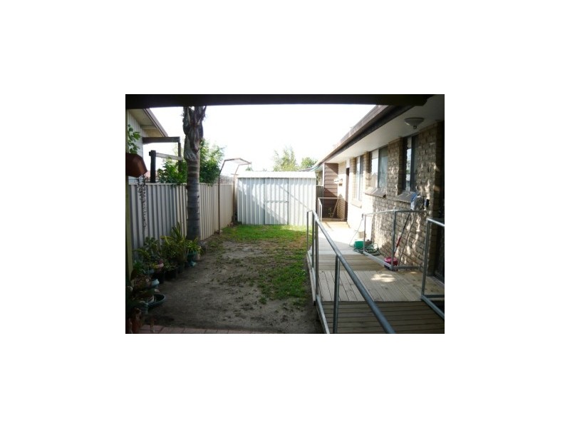 1/486 Kotthoff Street, Lavington NSW 2641