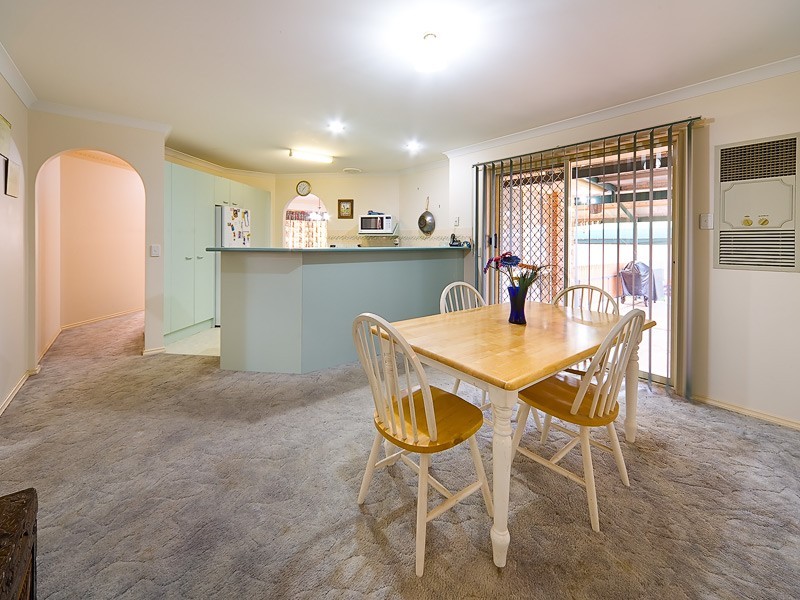 8 Creighton Court, Lavington NSW 2641