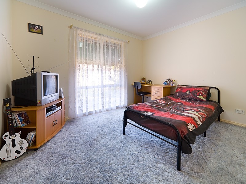 8 Creighton Court, Lavington NSW 2641