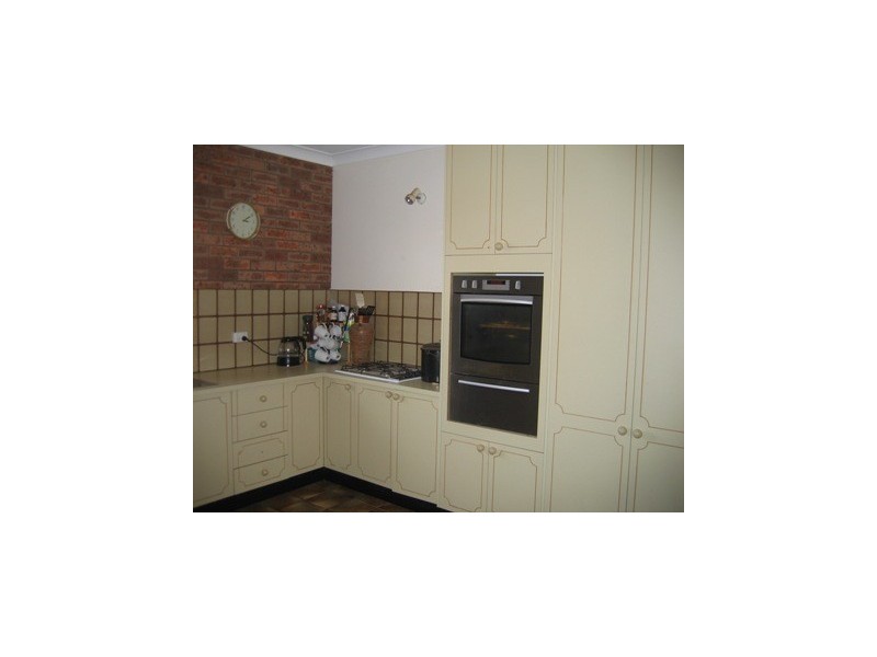 119 Redlands Road, Corowa NSW 2646