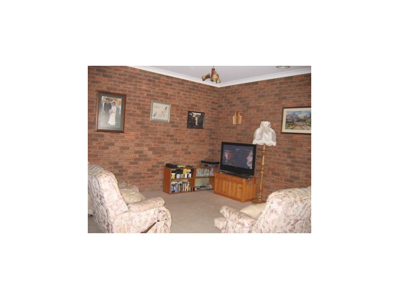 119 Redlands Road, Corowa NSW 2646