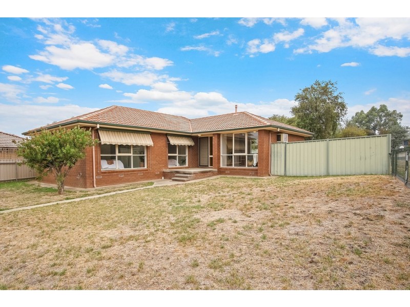 117 Feathertop Circuit, Thurgoona NSW 2640