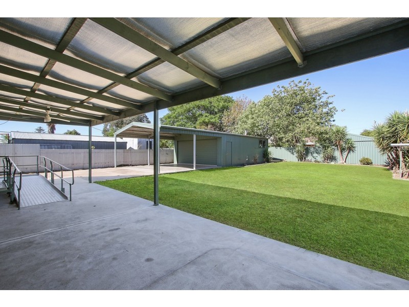 476 McKenzie Street, Lavington NSW 2641