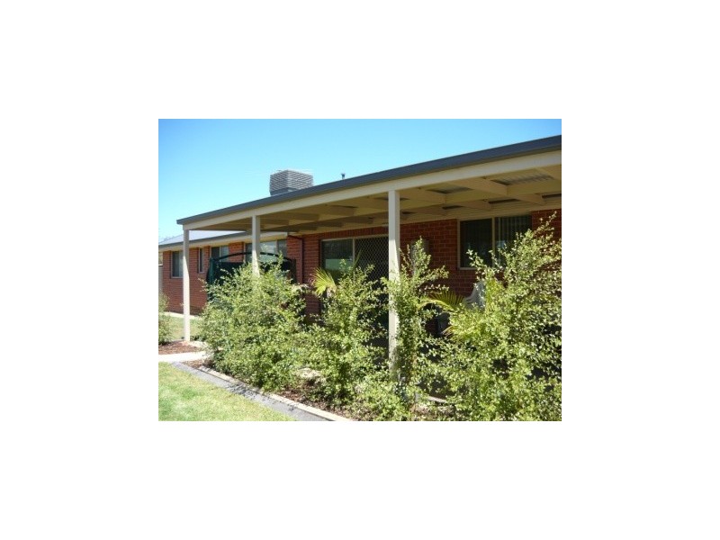 5 Heppner Court, Thurgoona NSW 2640