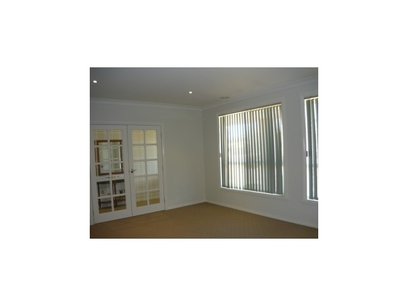 5 Heppner Court, Thurgoona NSW 2640