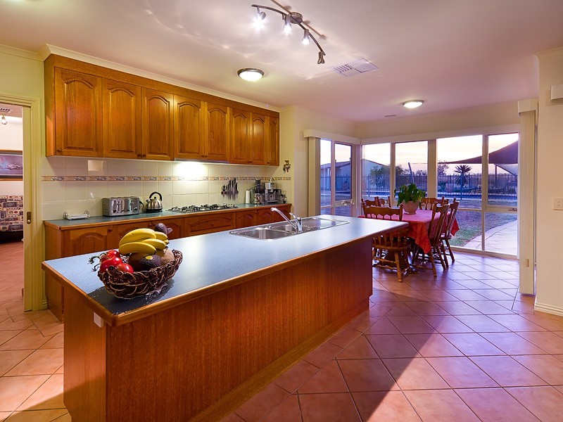 12 Sarah Street, Gerogery NSW 2642