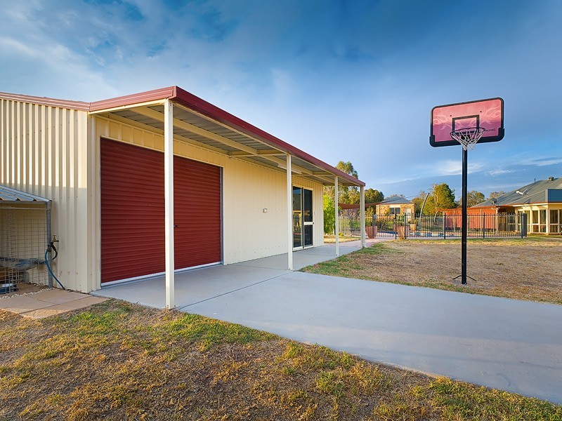 12 Sarah Street, Gerogery NSW 2642