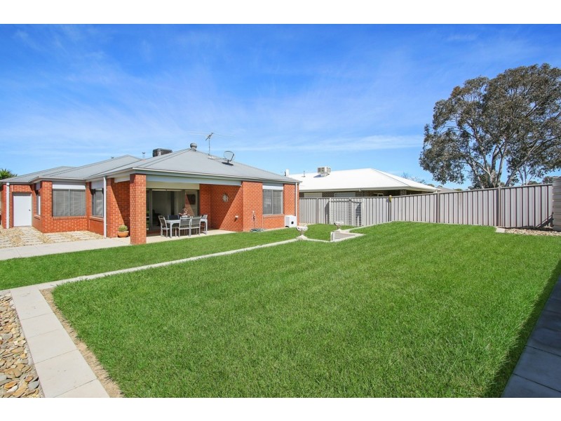 29 Chafia Place, Springdale Heights NSW 2641