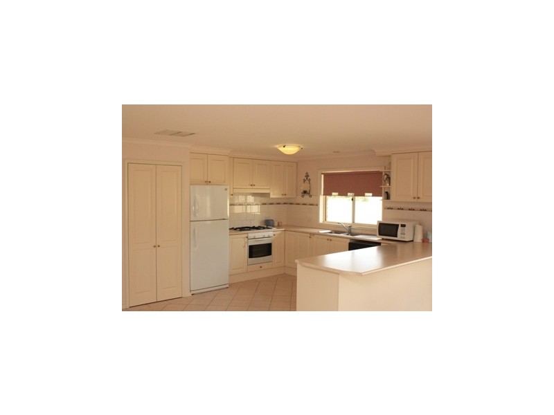 17 Pinot Cres, Corowa NSW 2646