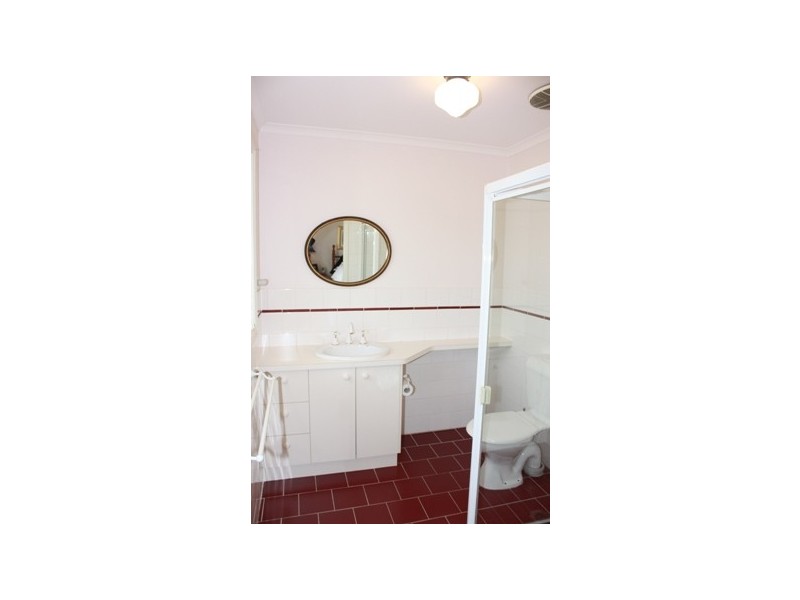 17 Pinot Cres, Corowa NSW 2646