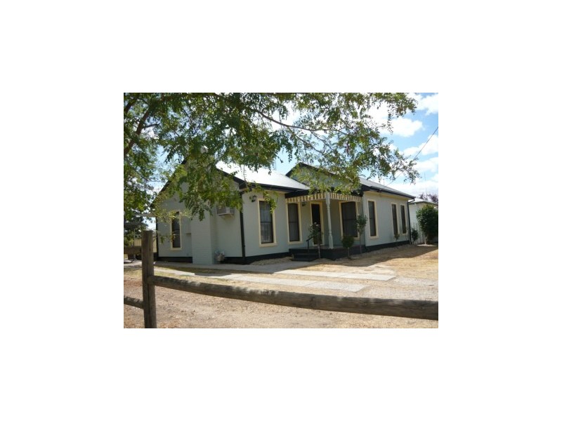 602 Welsh Street, Lavington NSW 2641