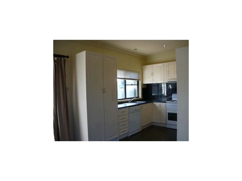 602 Welsh Street, Lavington NSW 2641