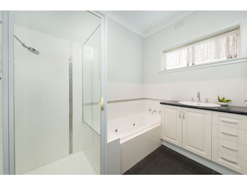 134 Tamarind Street, North Albury NSW 2640