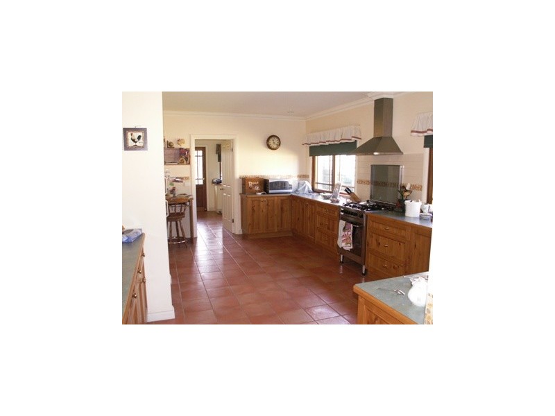 22 East Street, Howlong NSW 2643