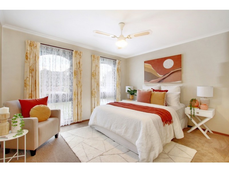 559 Iluka Crescent, Lavington NSW 2641