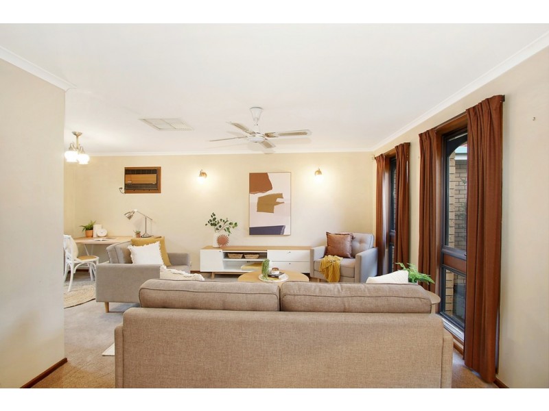 559 Iluka Crescent, Lavington NSW 2641