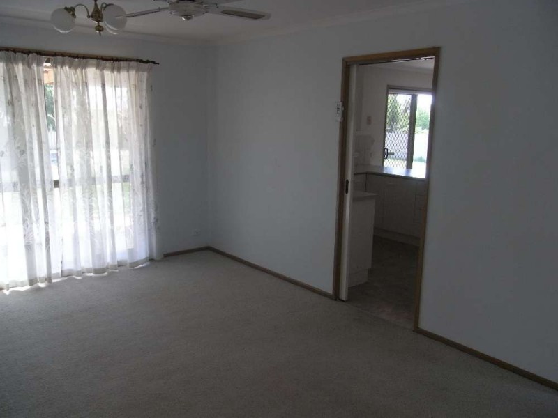 63 Kennedy Street, Howlong NSW 2643