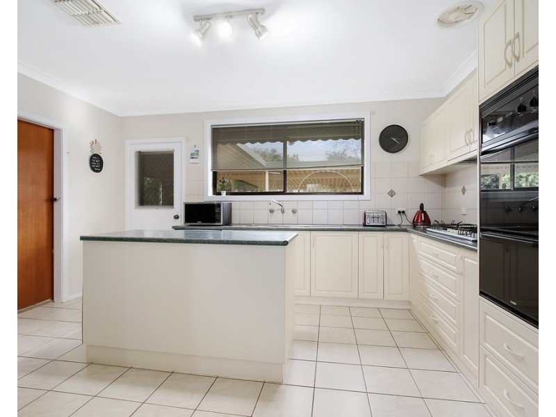 573 Regina Avenue, North Albury NSW 2640