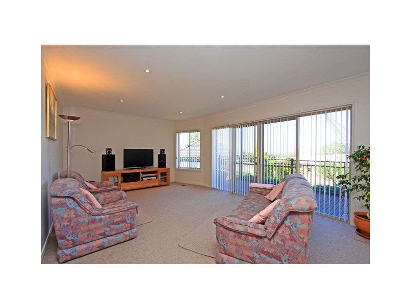 8 Klinberg Road, West Albury NSW 2640