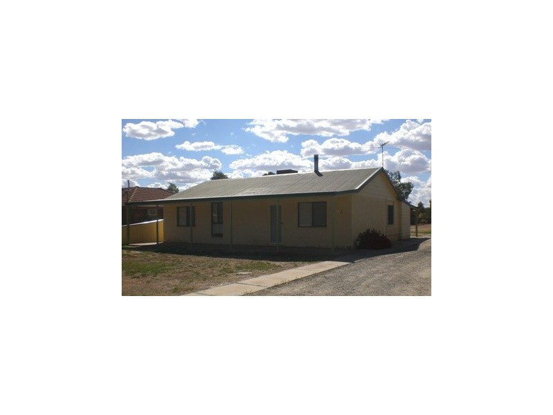115 Short Street, Howlong NSW 2643