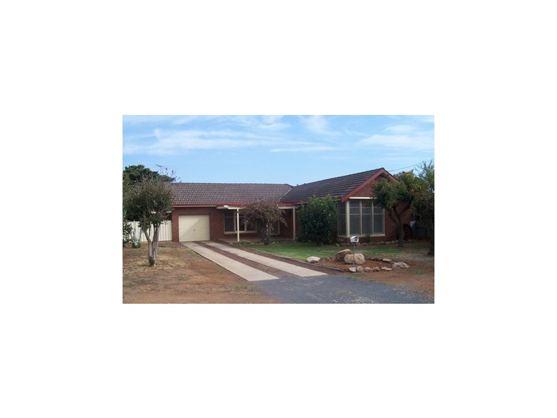19 Hay Street, Corowa NSW 2646