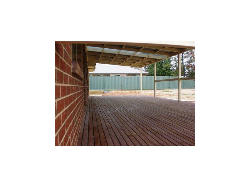 112 Hume Street, Howlong NSW 2643